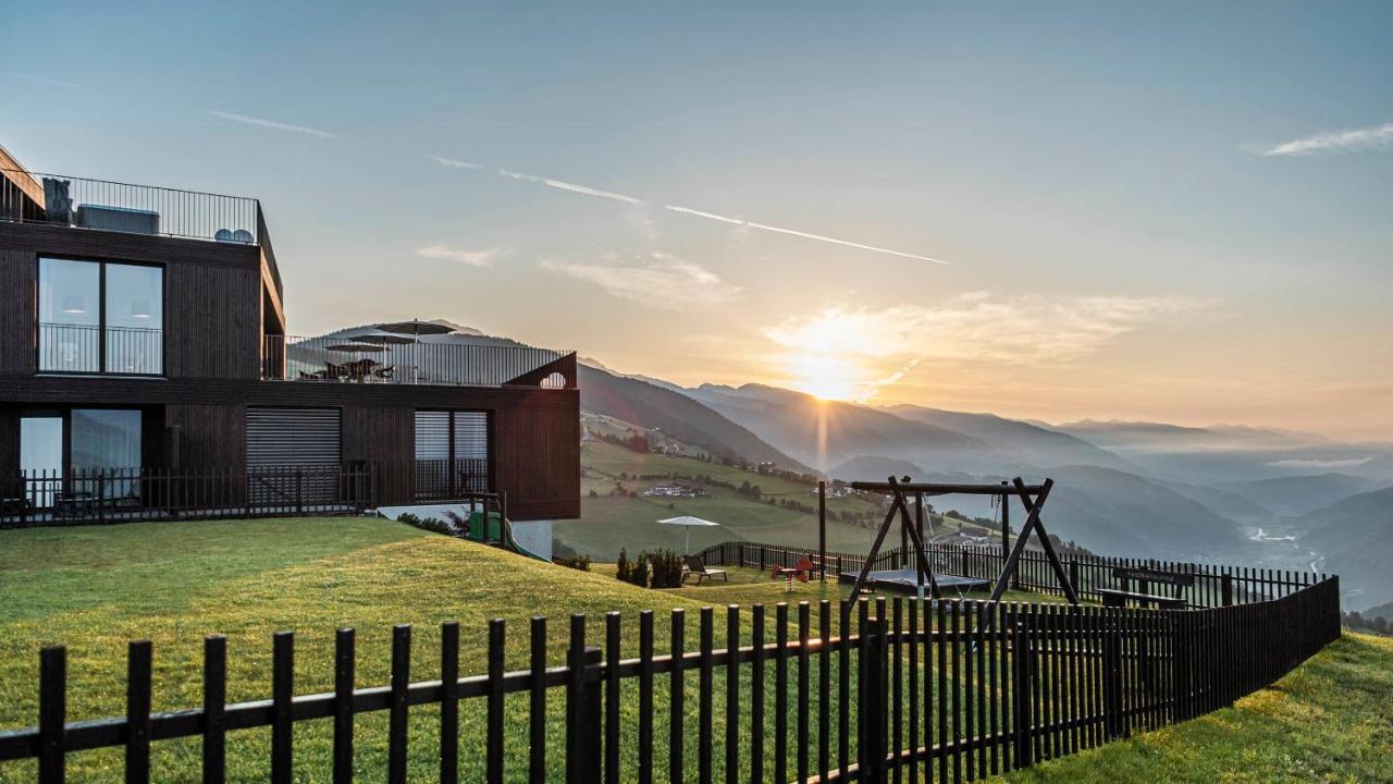 Aparthotel Panorama Living Dolomites Maranza Ngoại thất bức ảnh